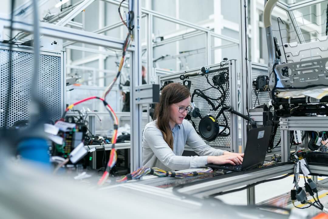 SOPs in Manufacturing: The Road to Efficiency 